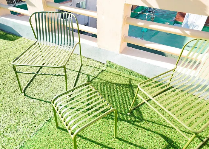 Hongik Univ Station Romantic Rooftop-house *