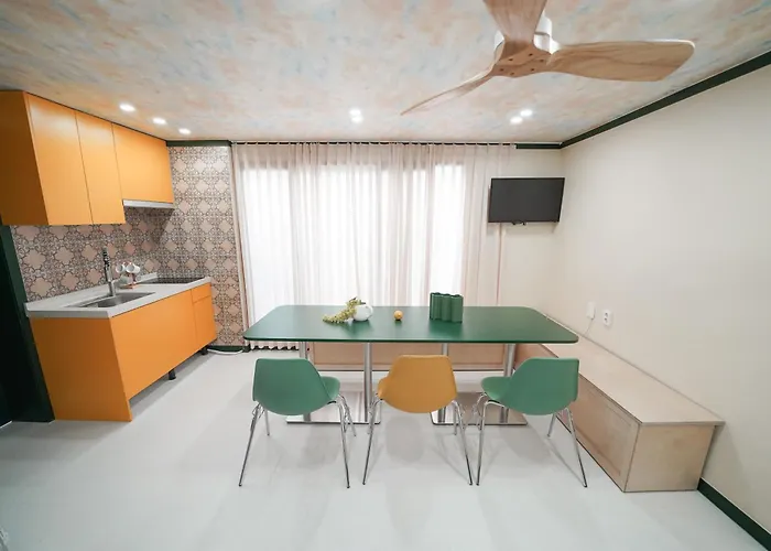 아파트 Hongik Univ Station Romantic Rooftop-house 서울특별시