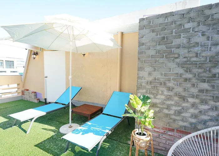 Hongik Univ Station Romantic Rooftop-house *