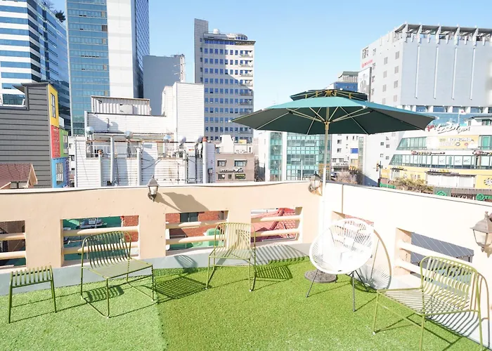 Hongik Univ Station Romantic Rooftop-house *