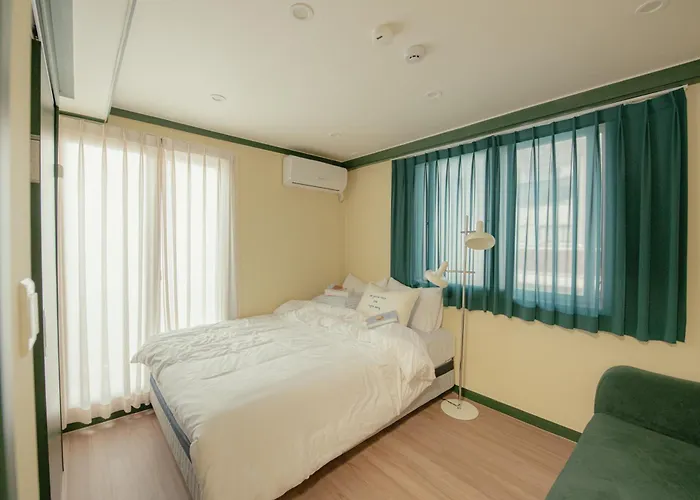 Hongik Univ Station Romantic Rooftop-house 아파트 서울특별시