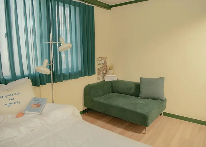아파트 Hongik Univ Station Romantic Rooftop-house 서울특별시